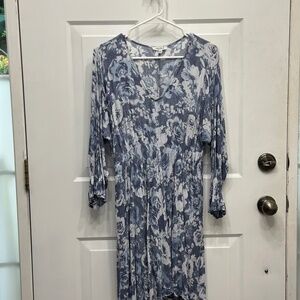 Boutique WHITE BIRCH Vintage Denim/White Floral Dress